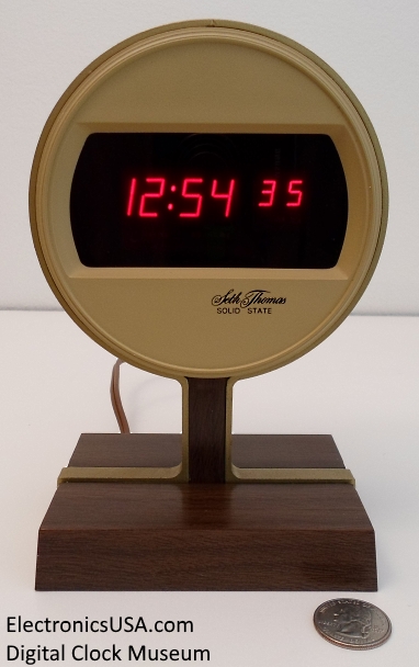 Vintage Mini Computer Quartz Lcd  Clock From The Late 1970s NOS 1117M 